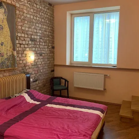 Indranu 아파트 *
